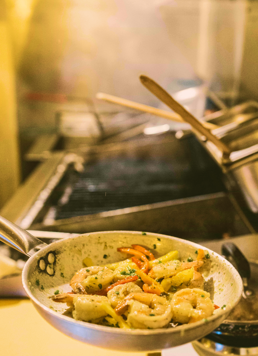 Fridays Baby Truck Curacao's 1 barbecue food truck